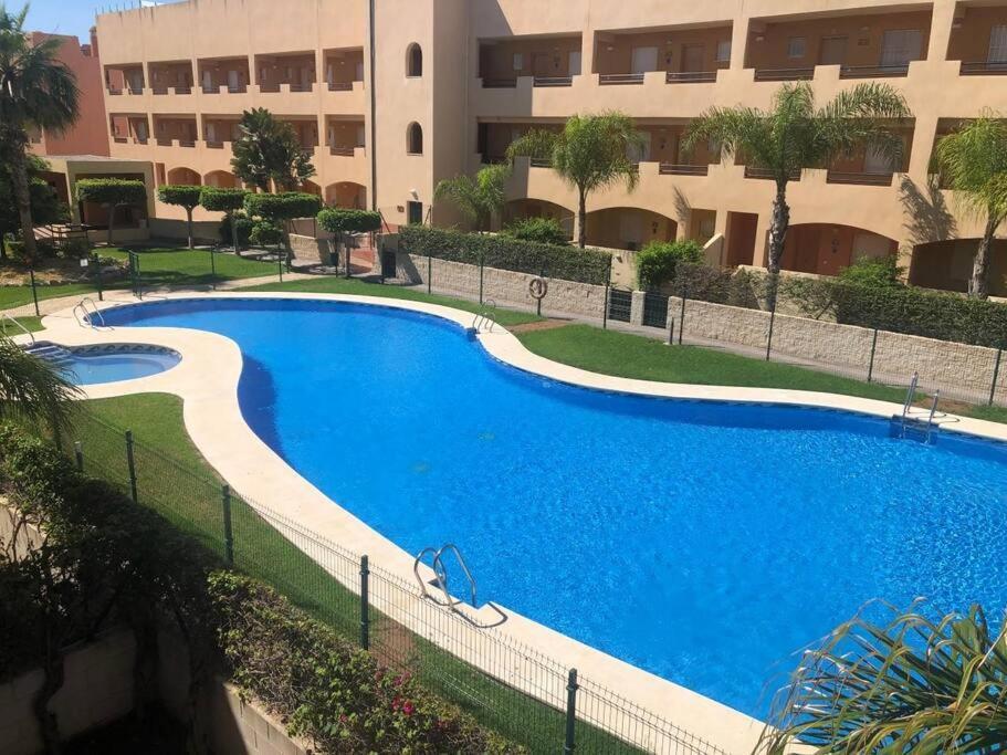 Апартаменты Bajo Con Jardin A Pie De Playa Y Piscina Comunitaria Con Jacuzzi Playas de Vera Экстерьер фото