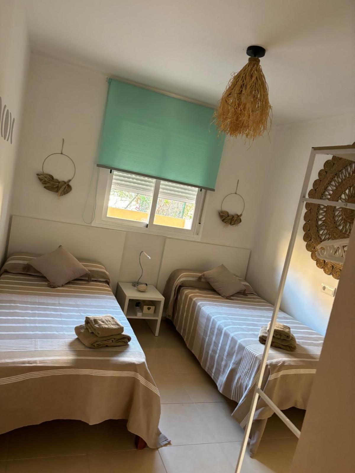 Апартаменты Bajo Con Jardin A Pie De Playa Y Piscina Comunitaria Con Jacuzzi Playas de Vera Экстерьер фото